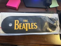 BEATLES LIGHTED HINGE COVER-YELLOW